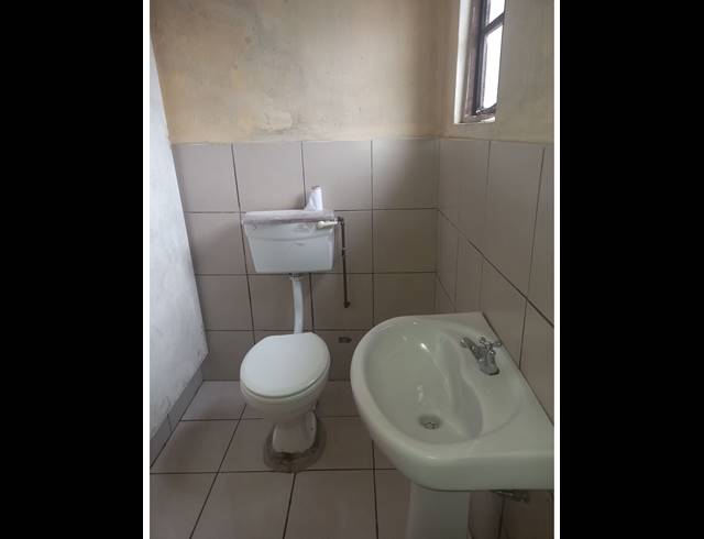 1 BEDROOM ROOM RENTED IN LAMONTVILLE